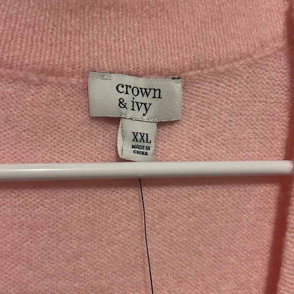 Crown & Ivy XXL Pink V Neck Sweater NWT w Gold Heart Snap Buttons Valentine’s 💌 - Picture 8 of 11